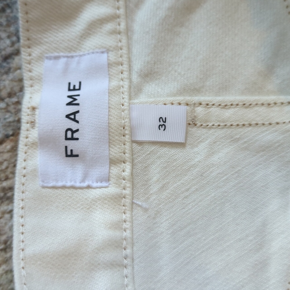 Frame Bermuda Shorts - Picture 8 of 11